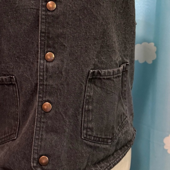 Denim waistcoat top with snaps- women Large - Picture 3 of 3
